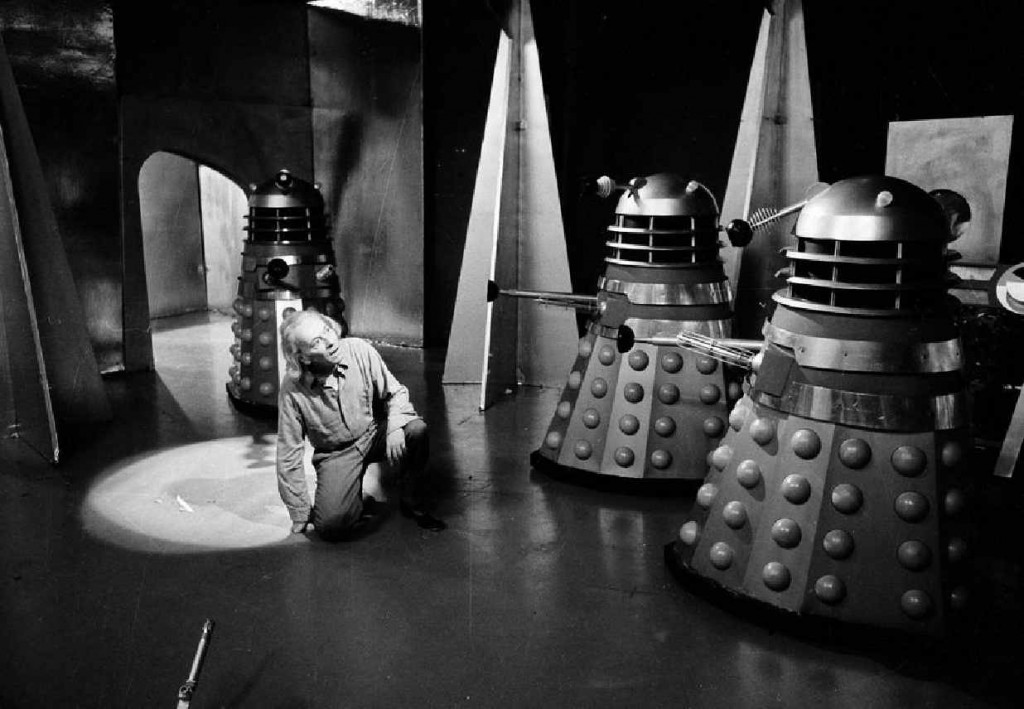 1st-Doctor-VS-Daleks
