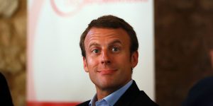 Emmanuel-Macron-pret-a-ecrire-un-livre-pour-expliquer-pourquoi-il-est-de-gauche